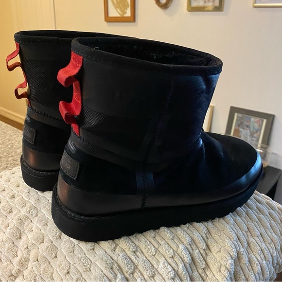 UGG Classic Mini Urban Tech WP black size 10 - Picture 4 of 15